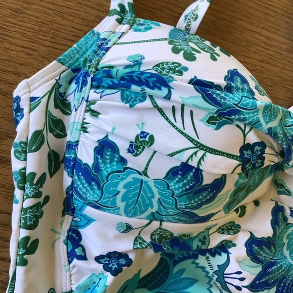 Niptuck Floral Blue and Green One Piece Swimsuit Size 6 Like New - Picture 3 of 9